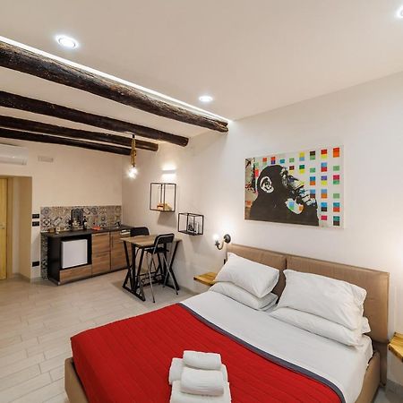 Legno Suite By HouseinNeapol Exteriér fotografie