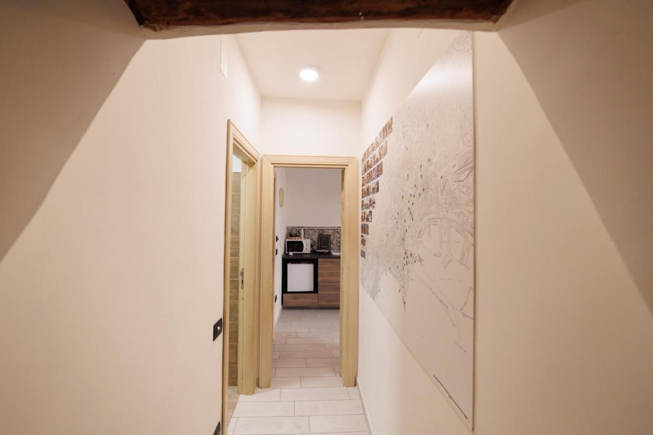 Legno Suite By HouseinNeapol Exteriér fotografie