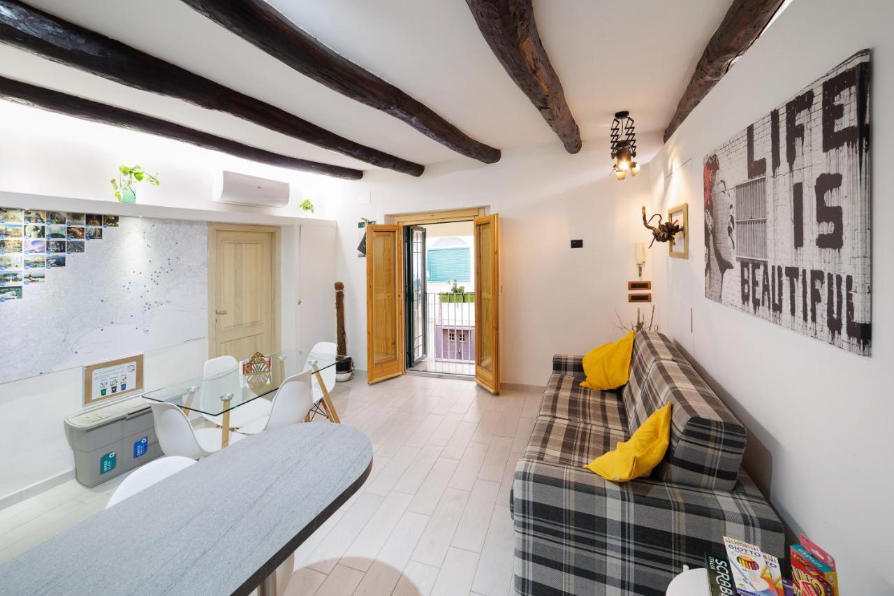 Legno Suite By HouseinNeapol Exteriér fotografie