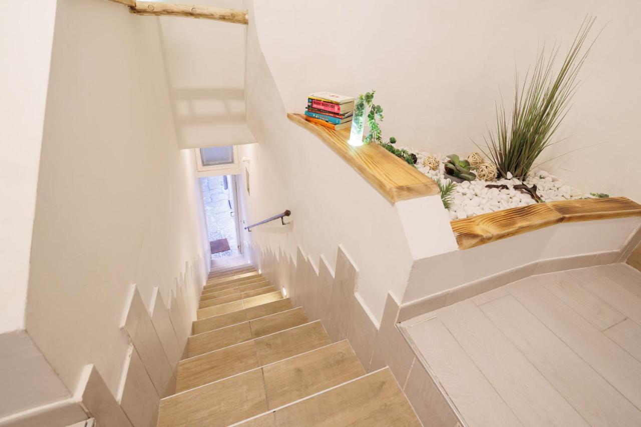 Legno Suite By HouseinNeapol Exteriér fotografie