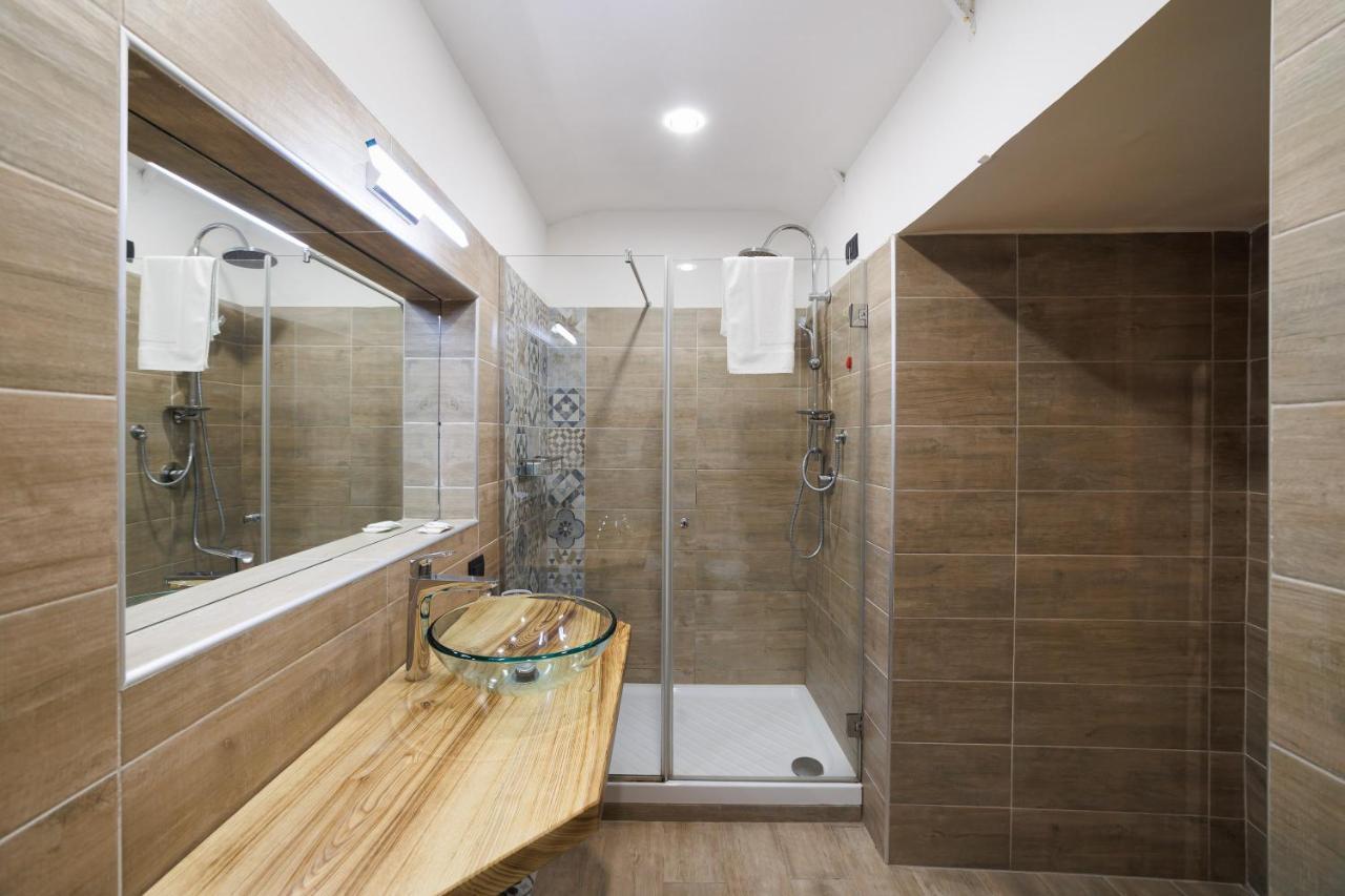 Legno Suite By HouseinNeapol Exteriér fotografie