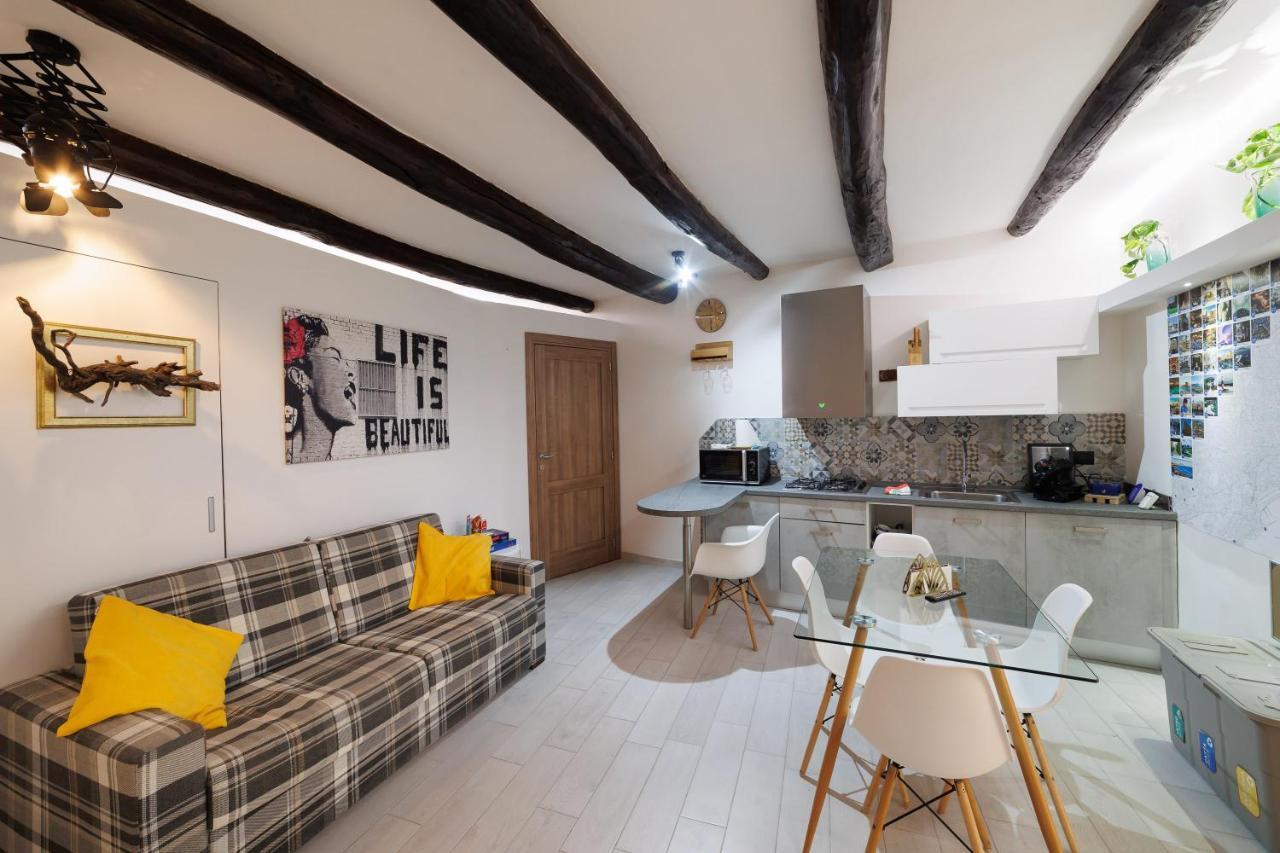 Legno Suite By HouseinNeapol Exteriér fotografie