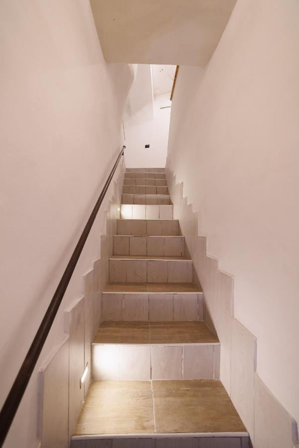 Legno Suite By HouseinNeapol Exteriér fotografie