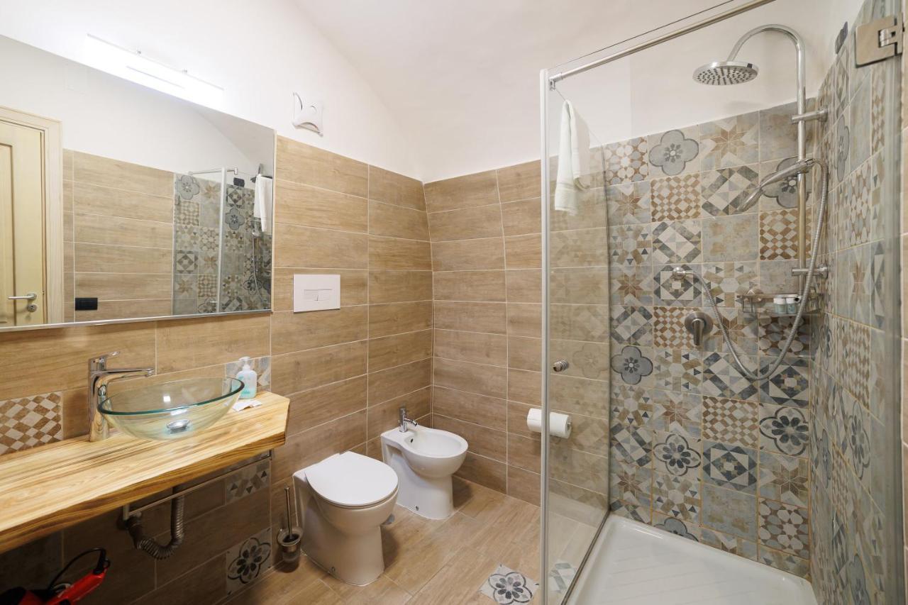 Legno Suite By HouseinNeapol Exteriér fotografie
