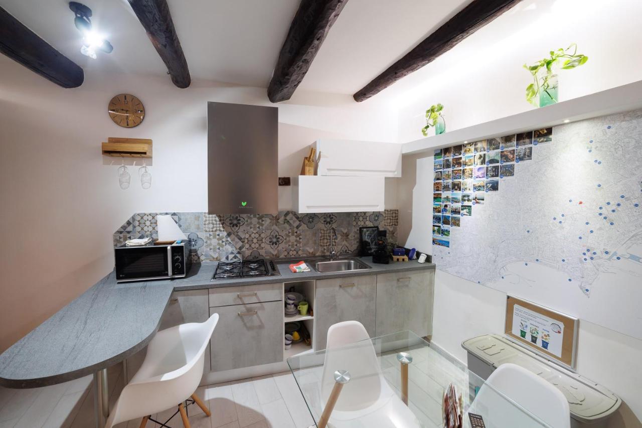 Legno Suite By HouseinNeapol Exteriér fotografie
